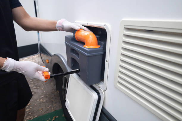 Best Luxury portable toilet rental  in Colon, MI