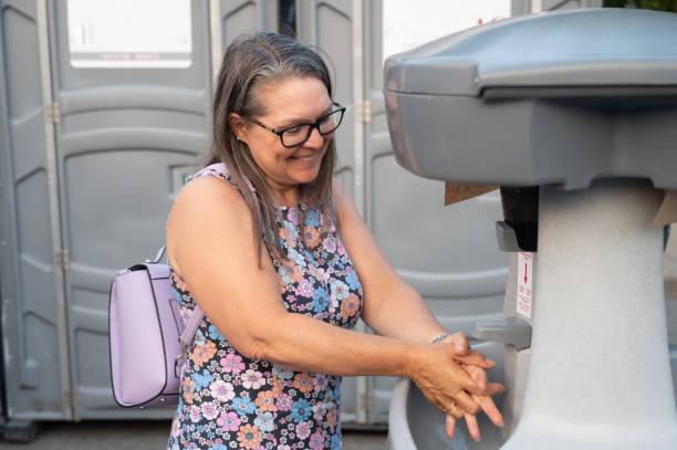 Porta potty rental for outdoor events in Colon, MI